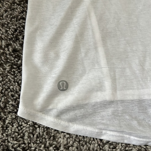 Lululemon top - Picture 3 of 4
